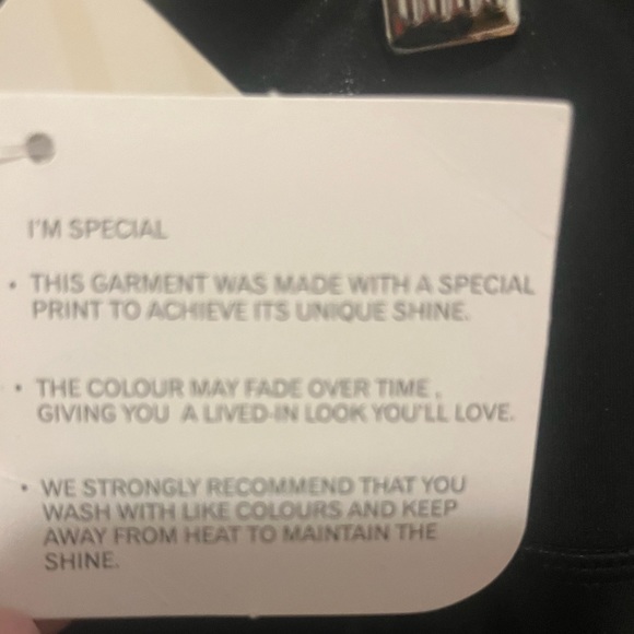 Fabletics women’s size large black fog foil high waisted leggings - Picture 6 of 9